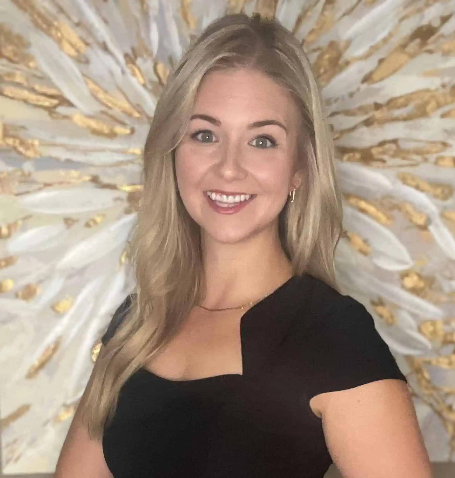 A headshot of Nikki Cupp